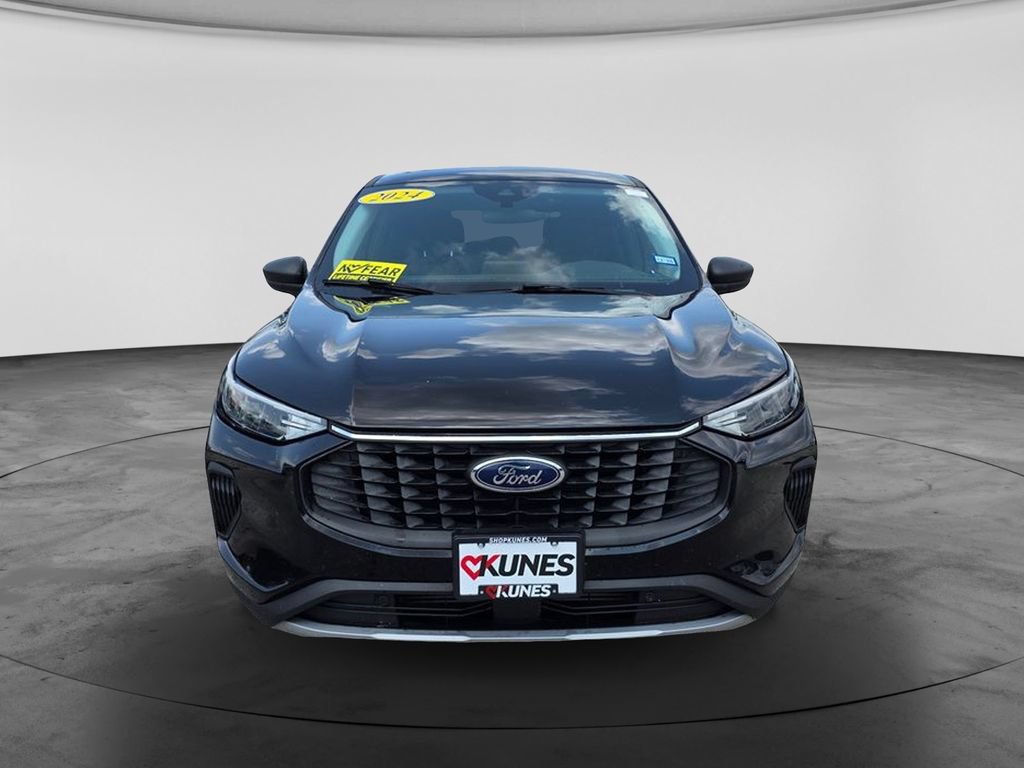 Certified 2024 Ford Escape Active FWD image 2