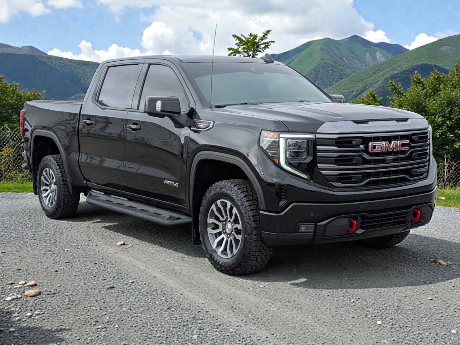 Used 2023 GMC Sierra 1500 AT4 w/ AT4 Premium Package AWD/4WD image 8
