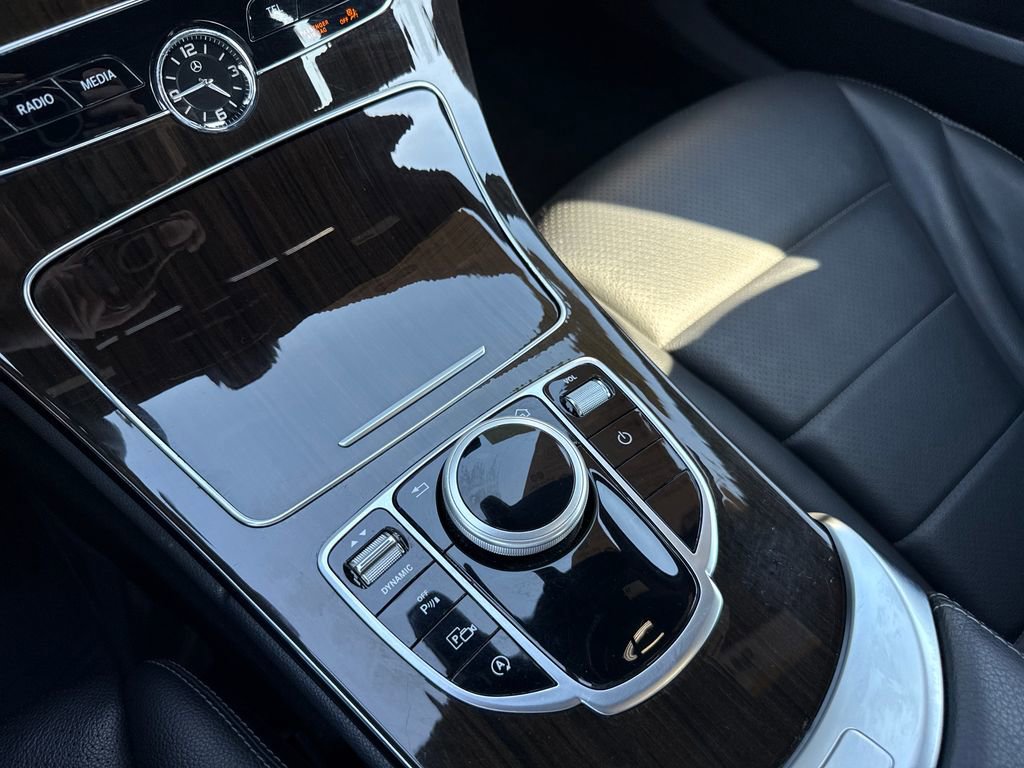 Used 2020 Mercedes-Benz C 300 Sedan image 22