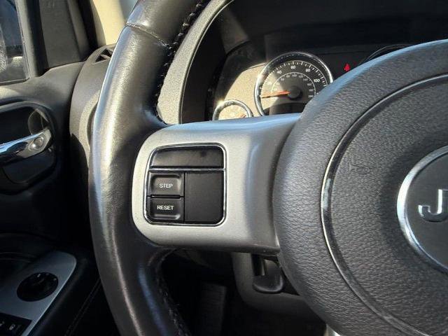 Used 2017 Jeep Compass High Altitude image 13