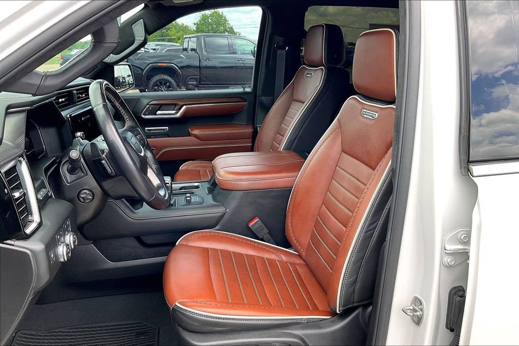 Used 2024 GMC Sierra 1500 Denali Ultimate AWD/4WD image 18