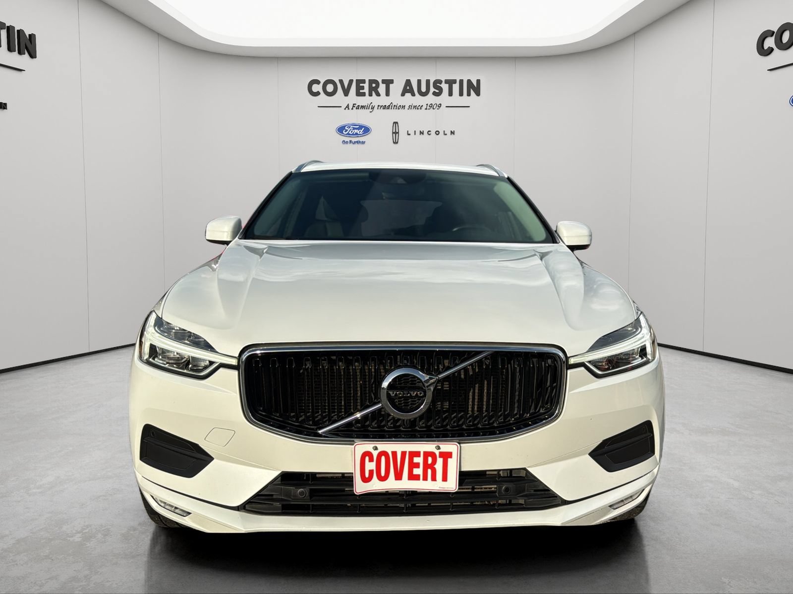 Used 2021 Volvo XC60 T5 Momentum w/ Premium Package AWD/4WD image 9