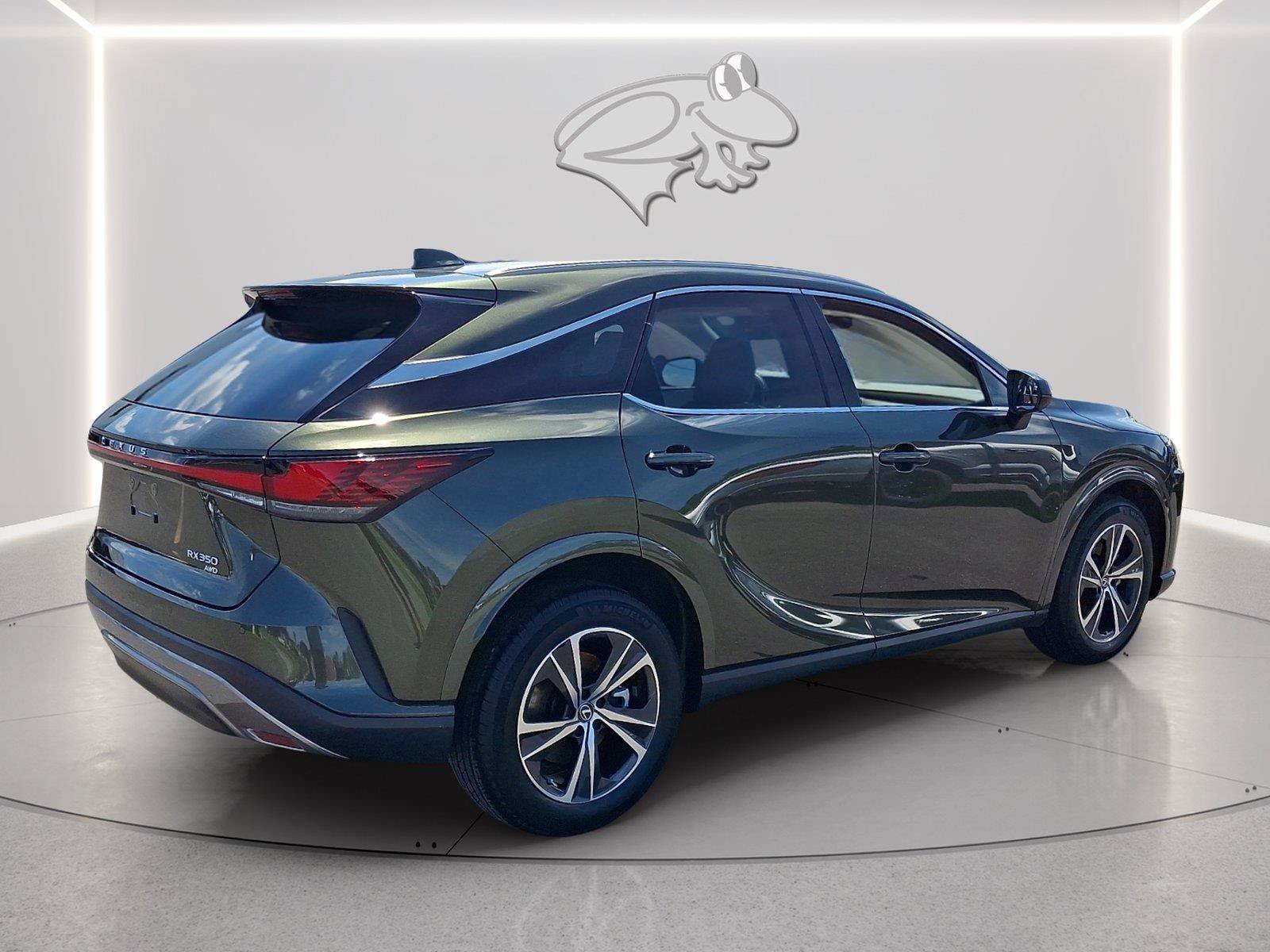 Used 2024 Lexus RX 350 Premium w/ Cold Area Package AWD/4WD image 5