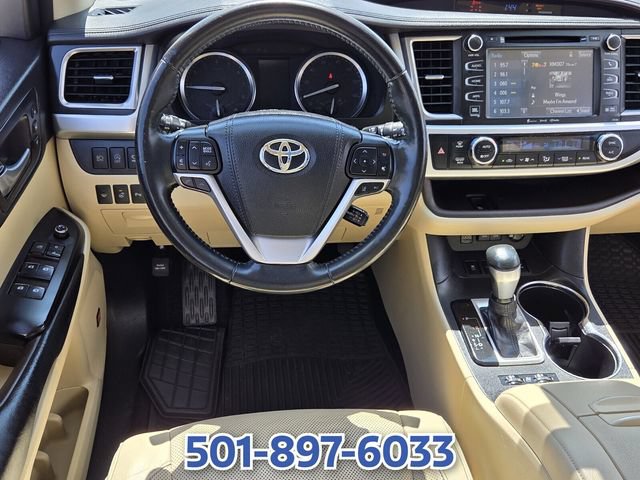 Used 2018 Toyota Highlander Limited Platinum AWD/4WD image 11