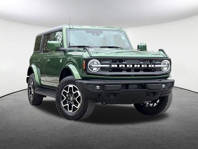 Certified 2025 Ford Bronco Outer Banks AWD/4WD image 2