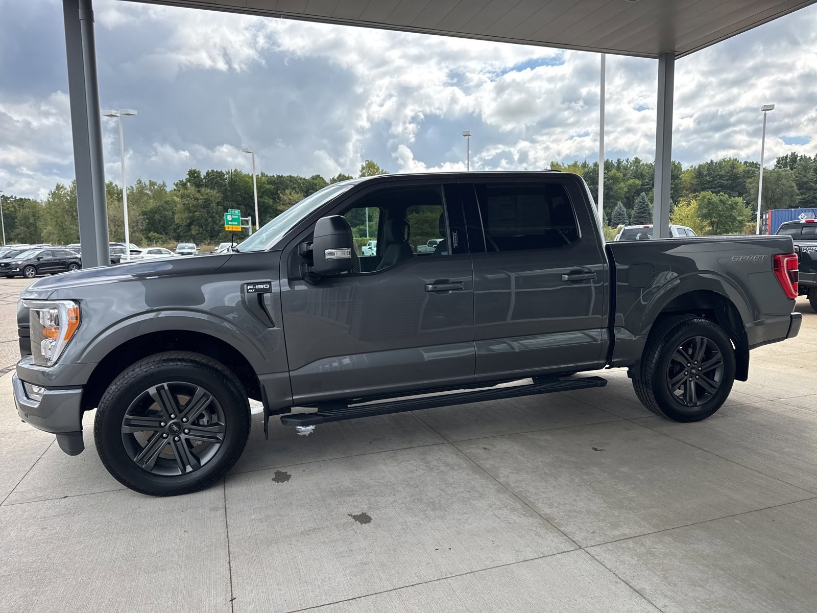 Certified 2023 Ford F150 XLT w/ Equipment Group 302A High image 7