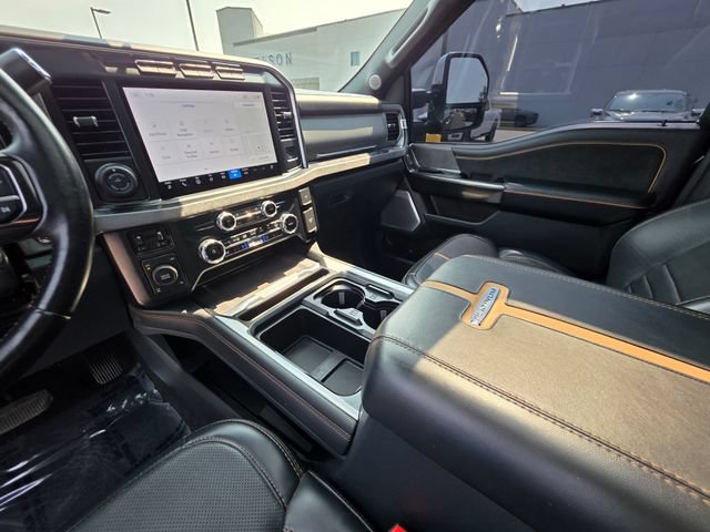 Certified 2024 Ford F250 Platinum w/ FX4 Off-Road Package AWD/4WD image 25