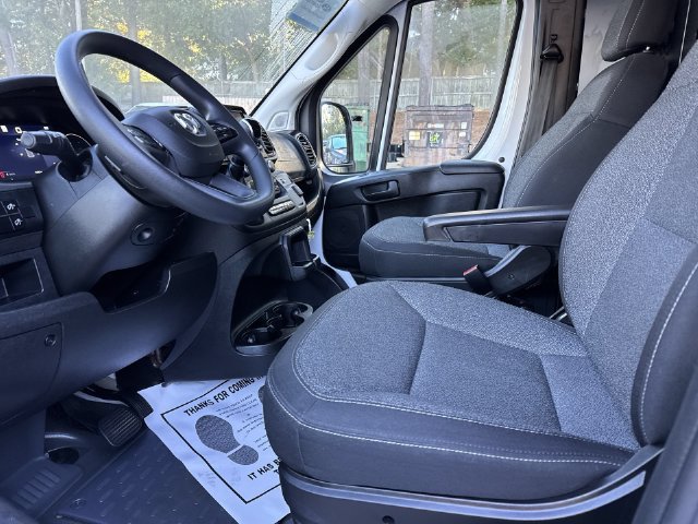 Used 2025 RAM ProMaster 2500 w/ U-Haul Equipment Group FWD image 19