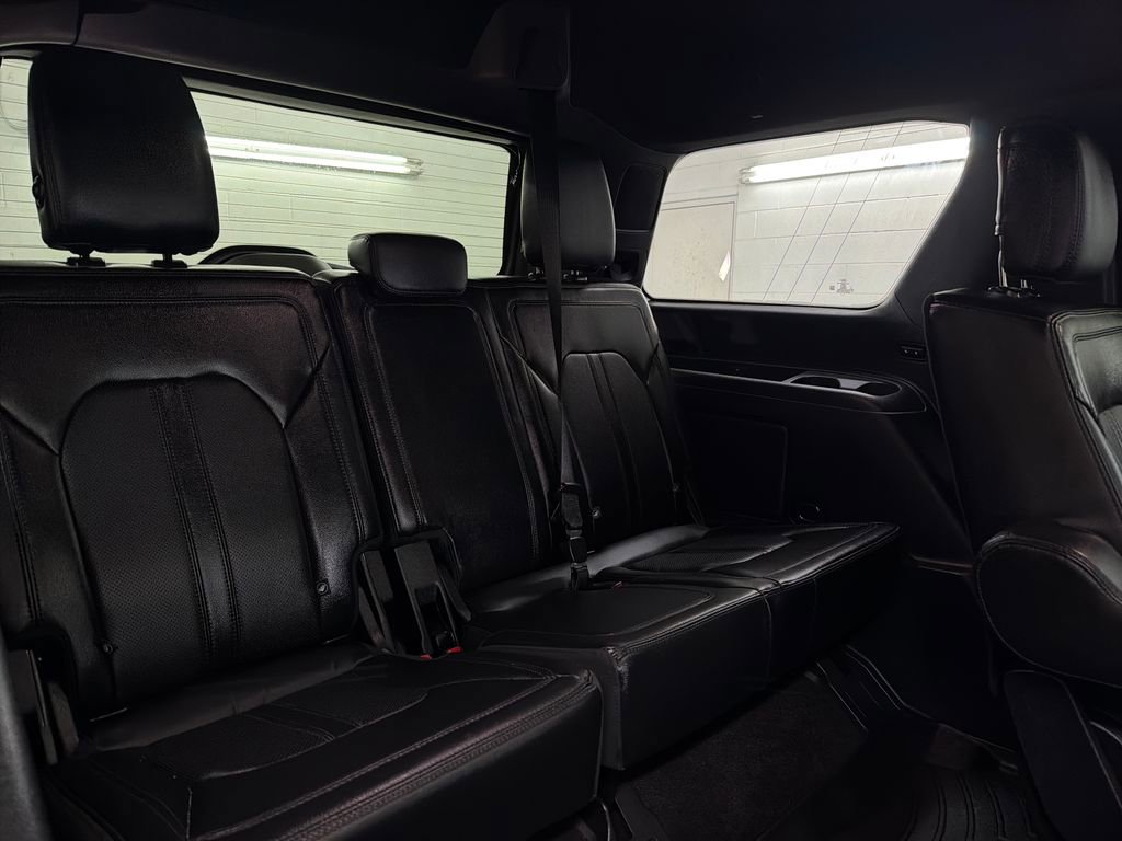 Certified 2020 Ford Expedition Limited w/ Equipment Group 301A image 32