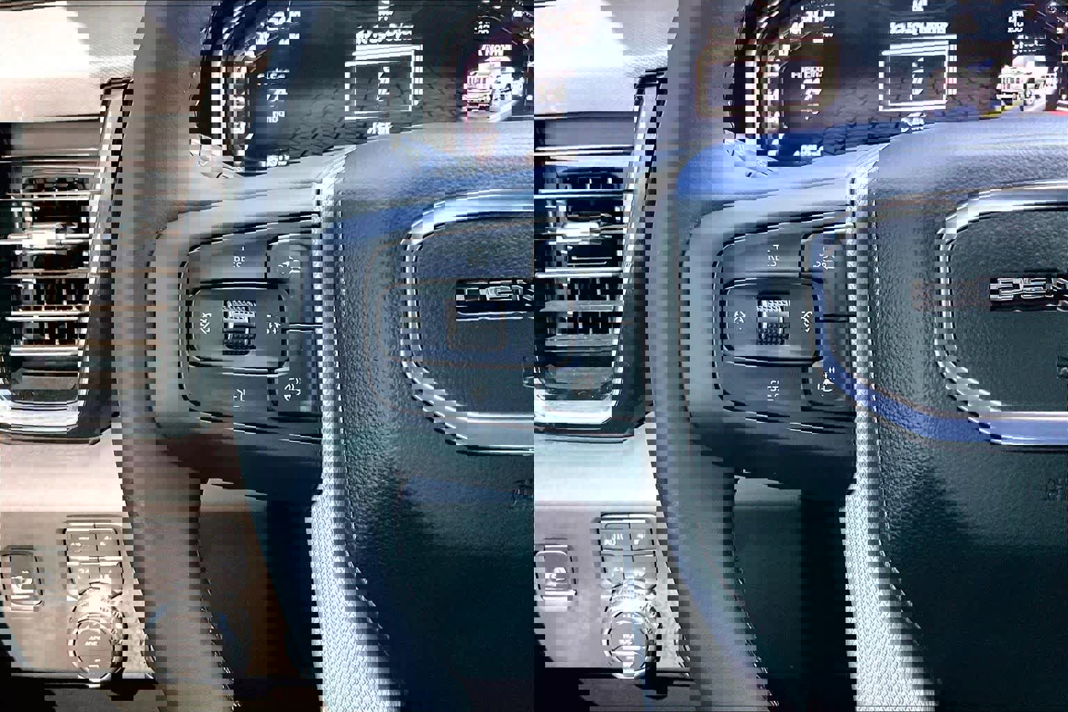 Used 2025 GMC Sierra 2500 Denali w/ Denali Reserve Package image 26