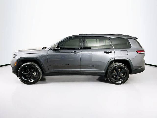 Used 2024 Jeep Grand Cherokee L Altitude RWD image 3