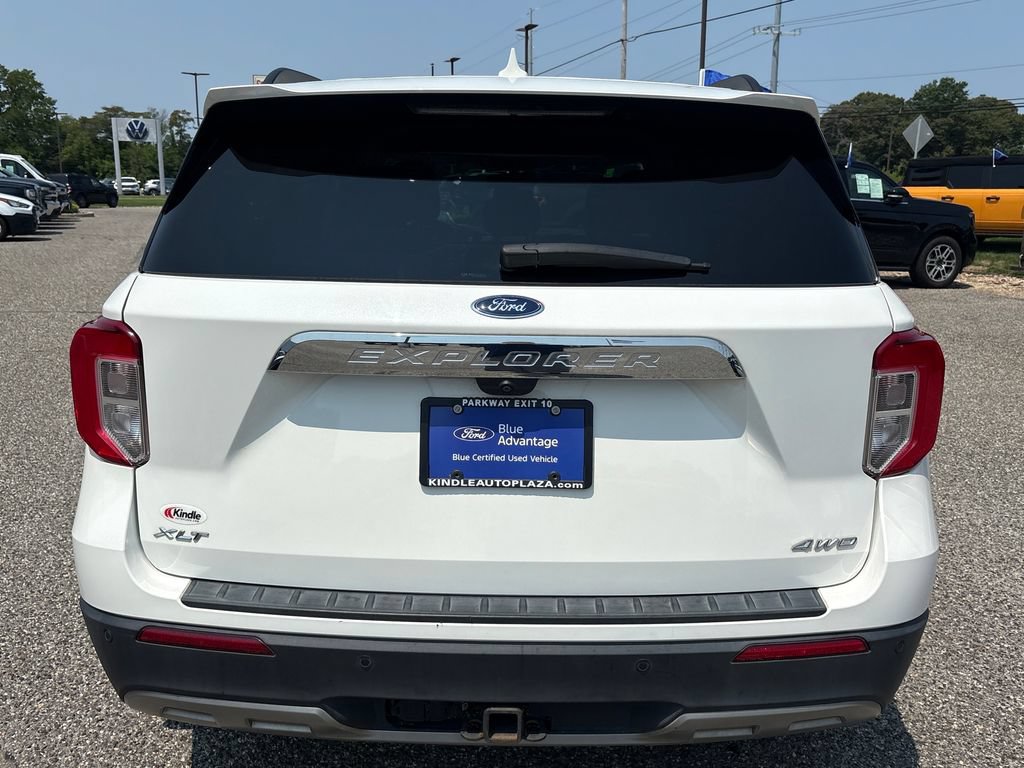Certified 2023 Ford Explorer XLT w/ Equipment Group 202A AWD/4WD image 27