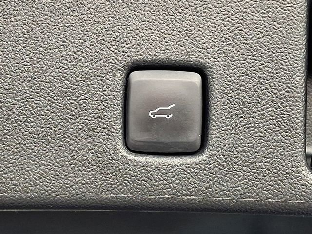 Certified 2023 Ford Escape Platinum w/ Premium Technology Package image 32