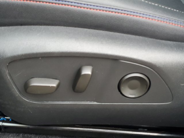 Used 2024 Chevrolet Equinox EV RS FWD image 6