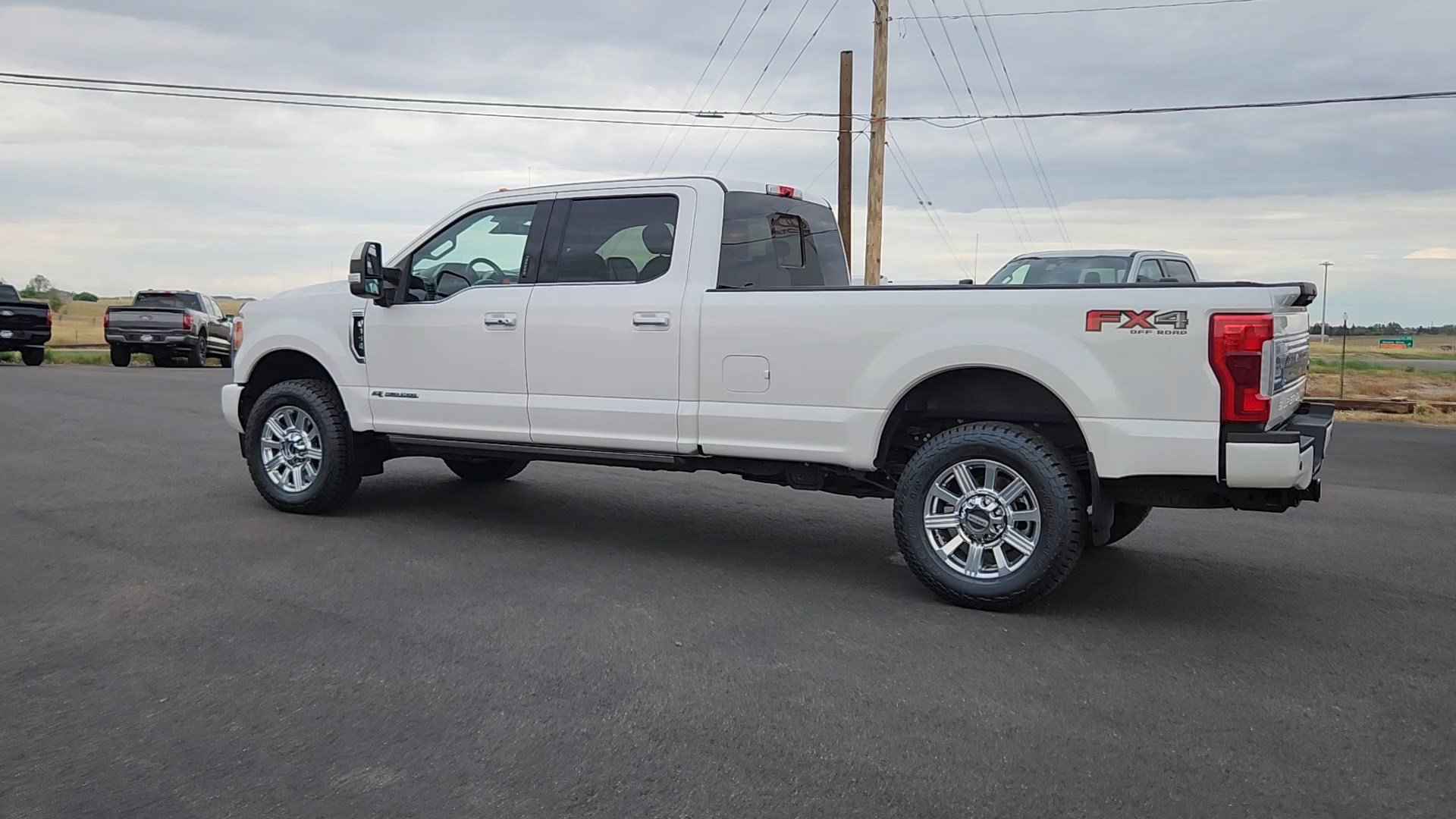 Certified 2019 Ford F350 Limited AWD/4WD image 3