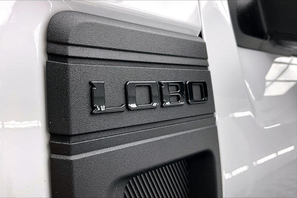 Certified 2025 Ford Maverick Lobo AWD/4WD image 8