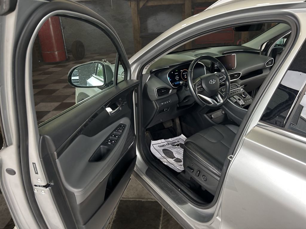 Used 2023 Hyundai Santa Fe Limited AWD/4WD image 17