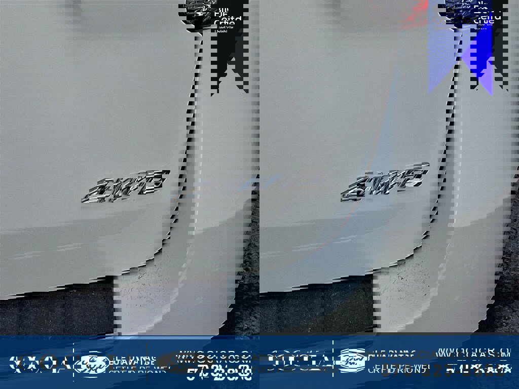 Certified 2024 Ford Explorer Platinum w/ Technology Package image 32