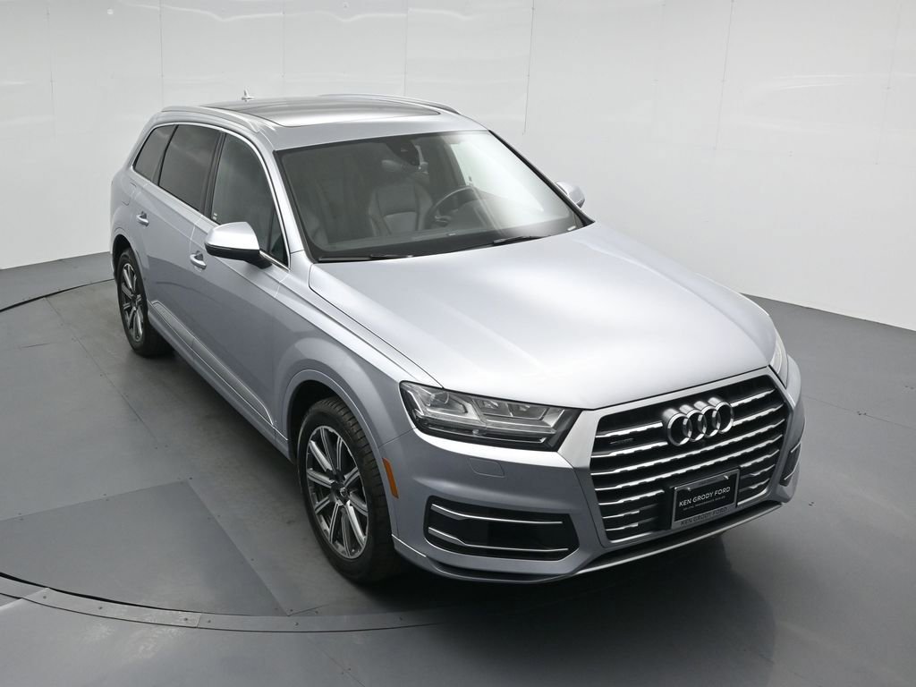 Used 2017 Audi Q7 3.0T Premium Plus w/ Premium Plus Package AWD/4WD image 39