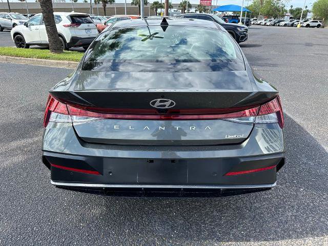 Used 2024 Hyundai Elantra Limited FWD image 5