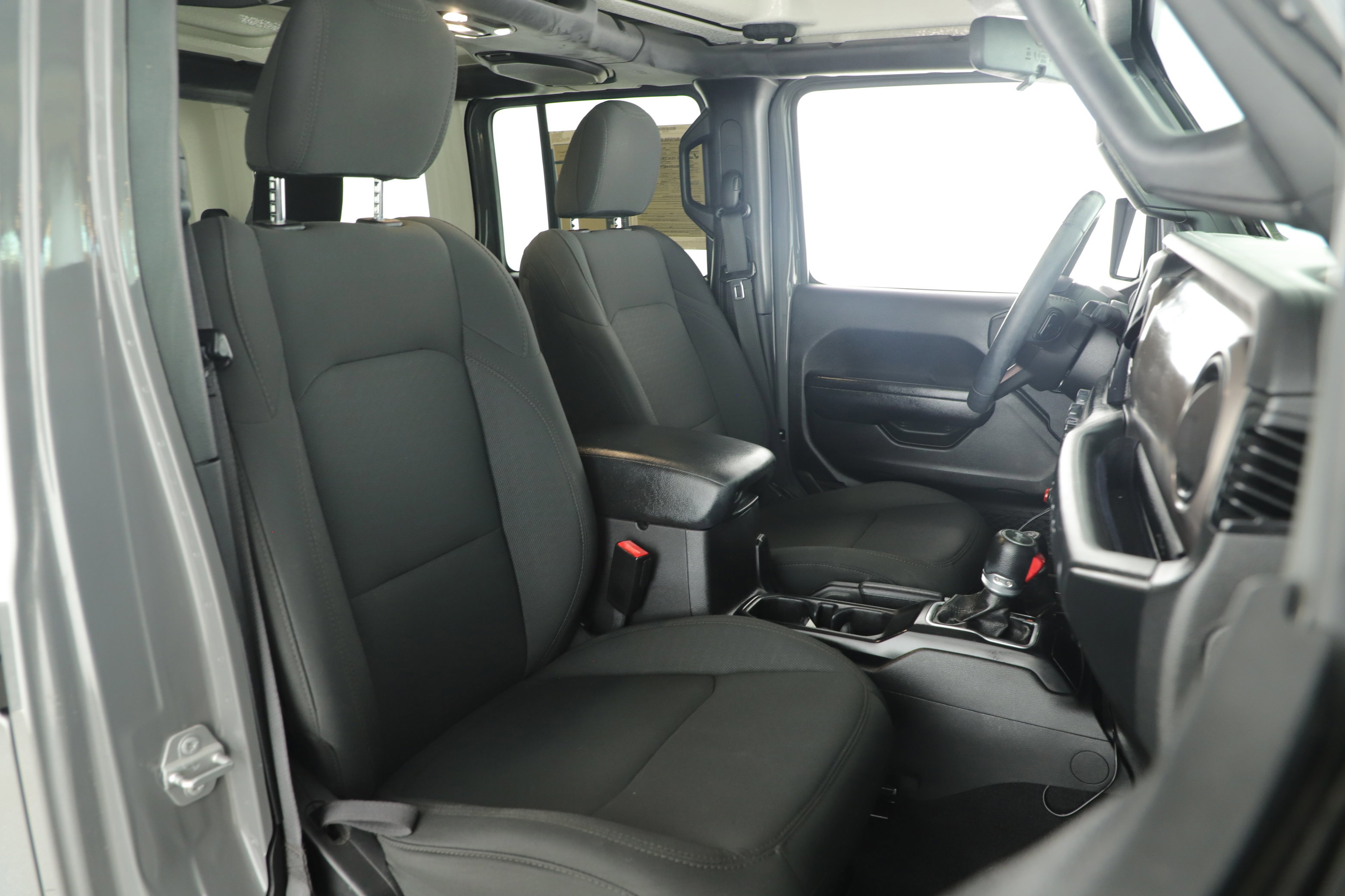 Used 2020 Jeep Wrangler Unlimited Sport S image 13