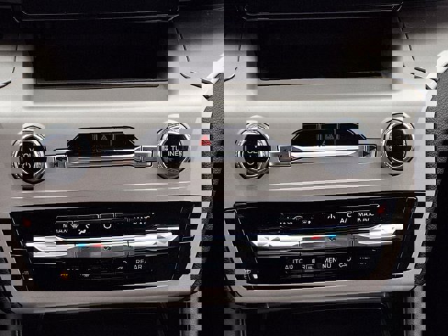 Certified 2024 Ford Explorer XLT w/ Equipment Group 202A image 13