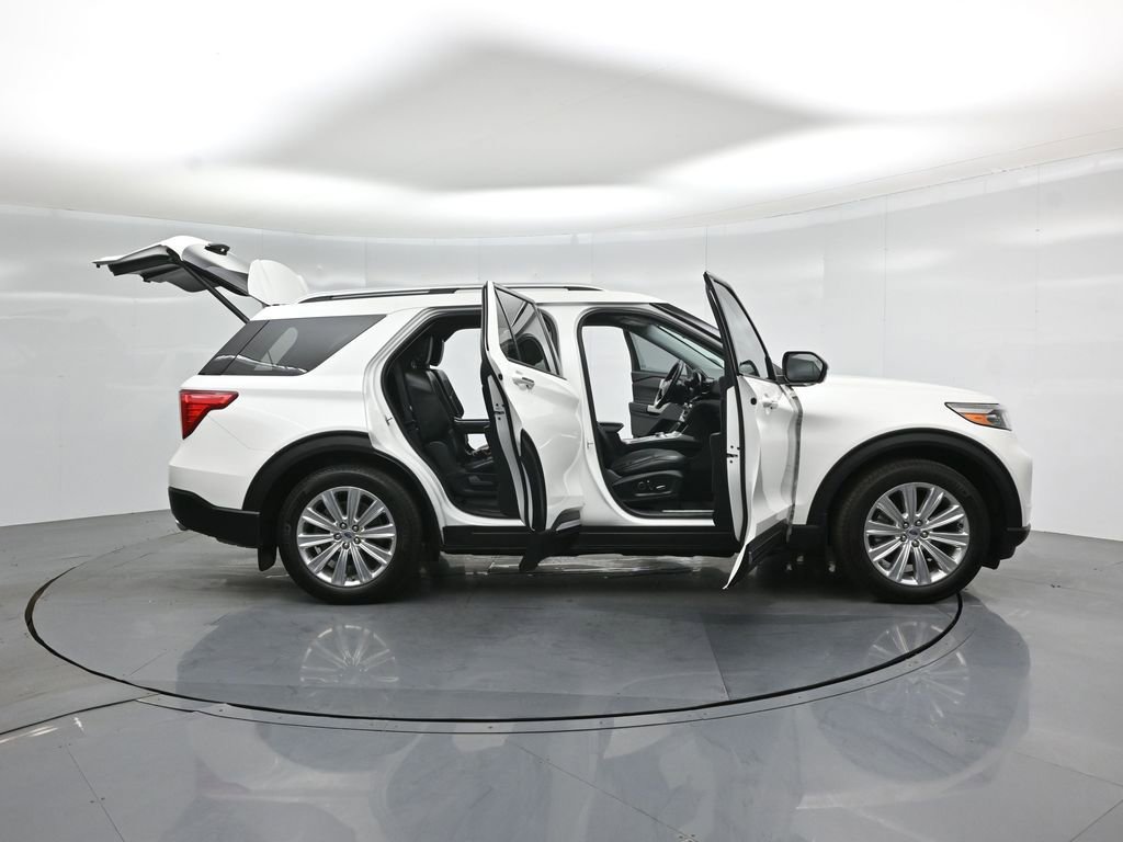 Certified 2020 Ford Explorer Limited w/ Hybrid Equipment Group 310A RWD image 5