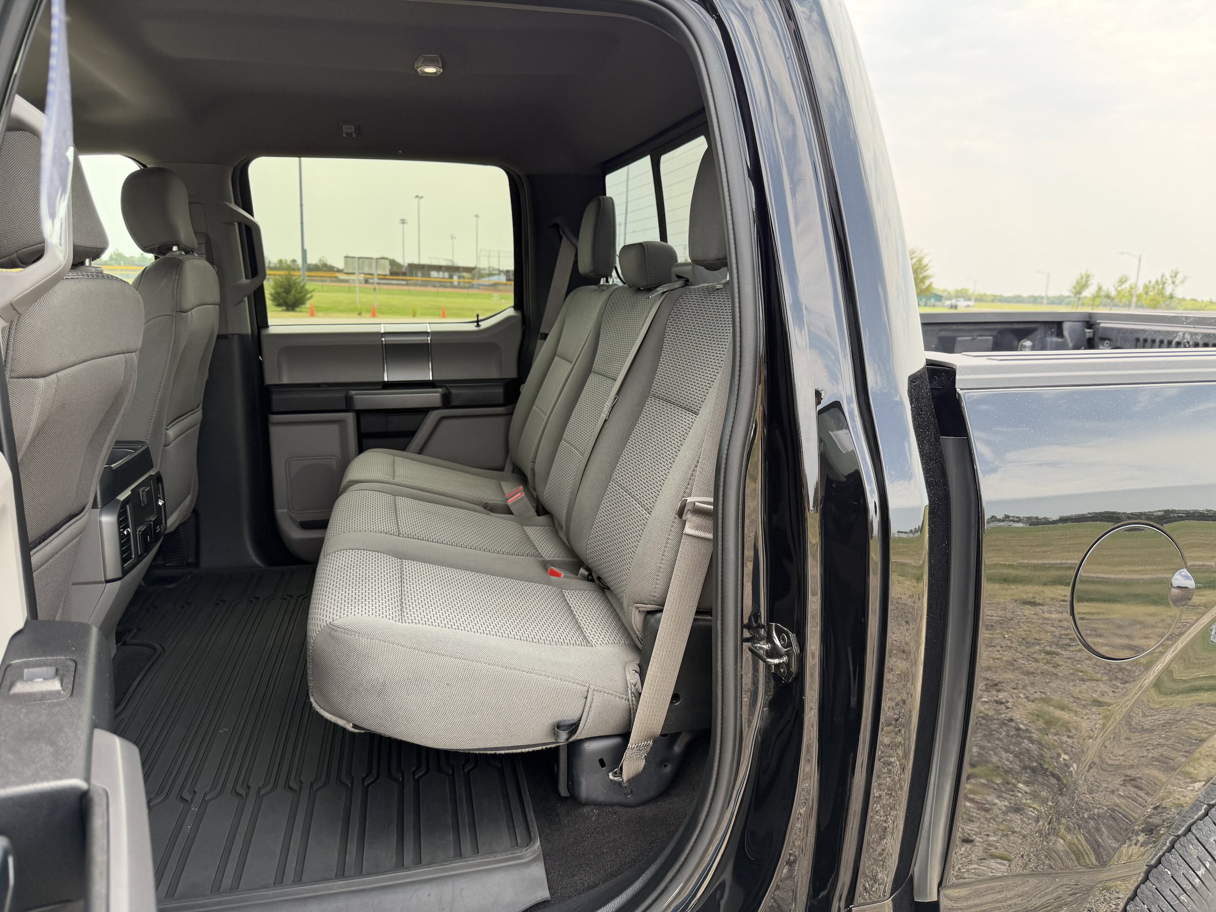 Certified 2019 Ford F150 XLT w/ Equipment Group 302A Luxury AWD/4WD image 15