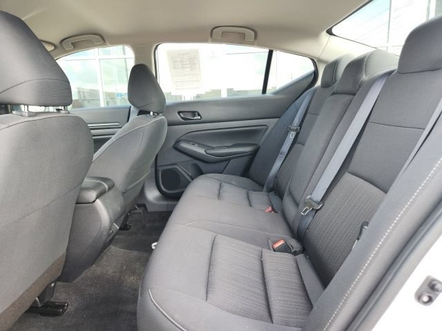 Used 2025 Nissan Altima 2.5 SV FWD image 20