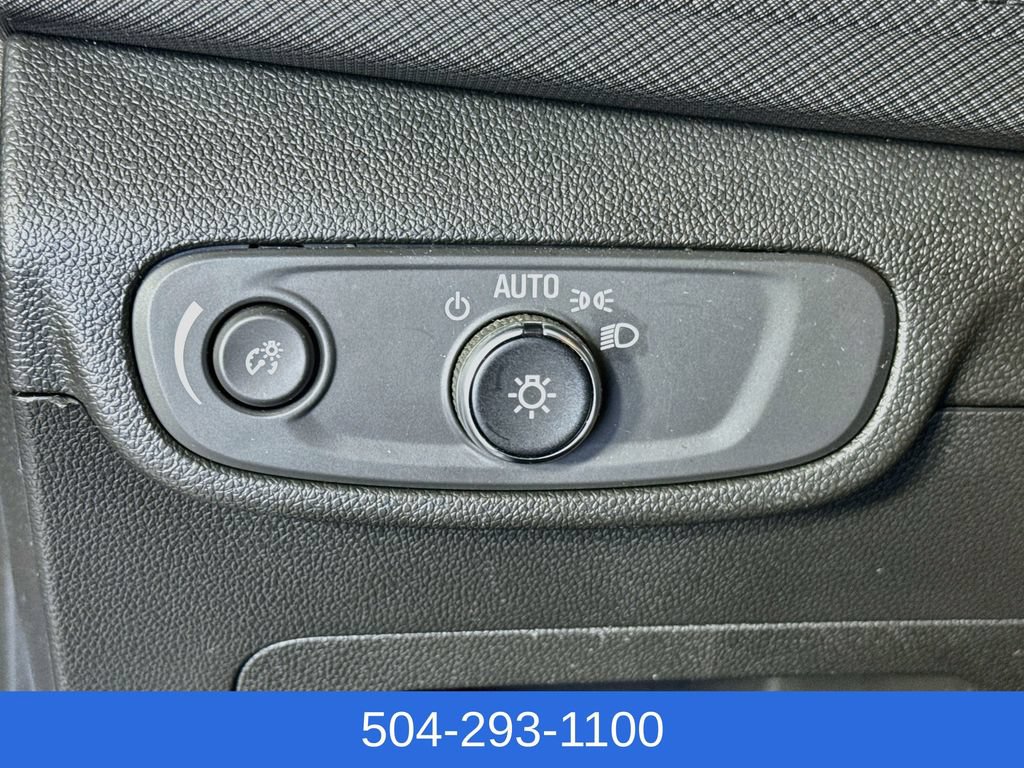 Used 2025 Chevrolet TrailBlazer LT FWD image 12