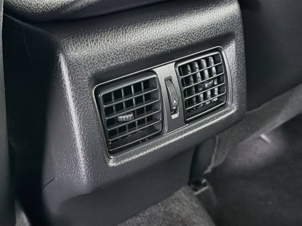 Used 2024 Toyota Camry XSE FWD image 26