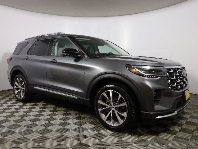 Certified 2025 Ford Explorer Platinum w/ Ultimate Package image 5