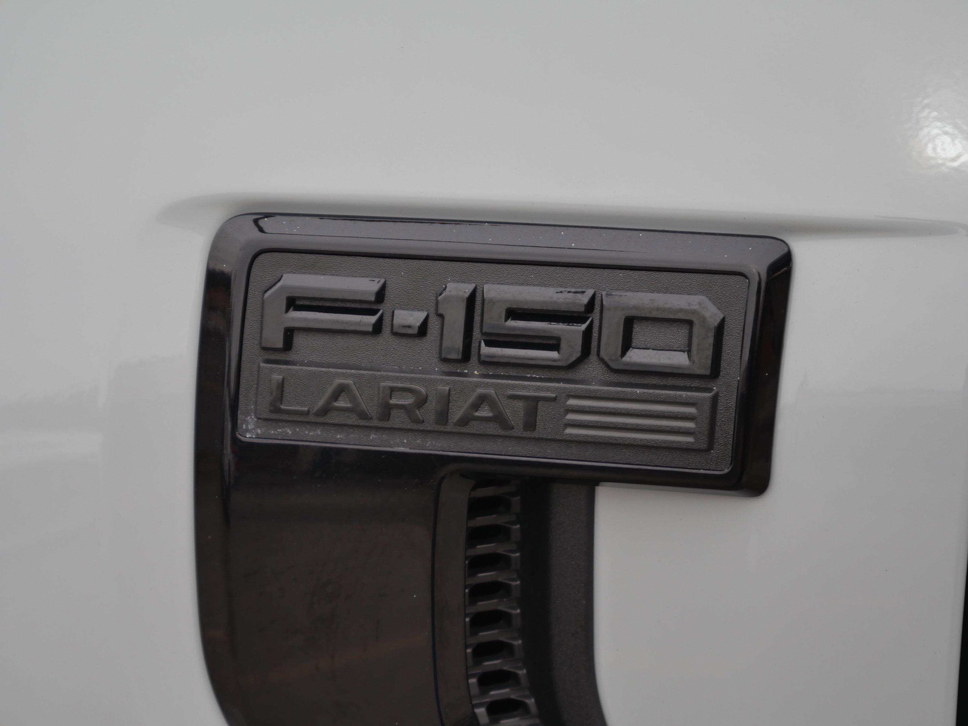 Certified 2024 Ford F150 Lariat w/ Equipment Group 502A High image 25