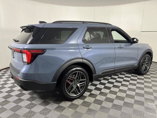Certified 2026 Ford Explorer ST-Line w/ ST-Line Street Pack AWD/4WD image 11