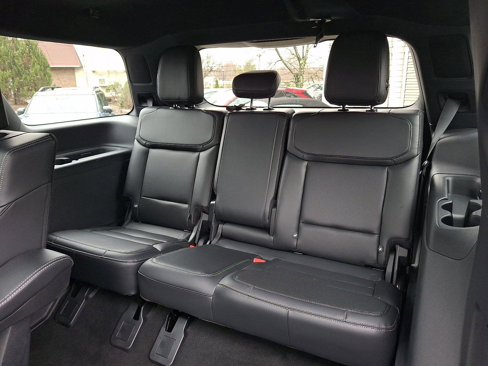 Certified 2025 Ford Expedition Platinum w/ Stealth Performance Package AWD/4WD image 11