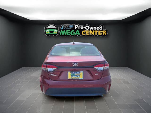 Used 2025 Toyota Corolla LE FWD image 22