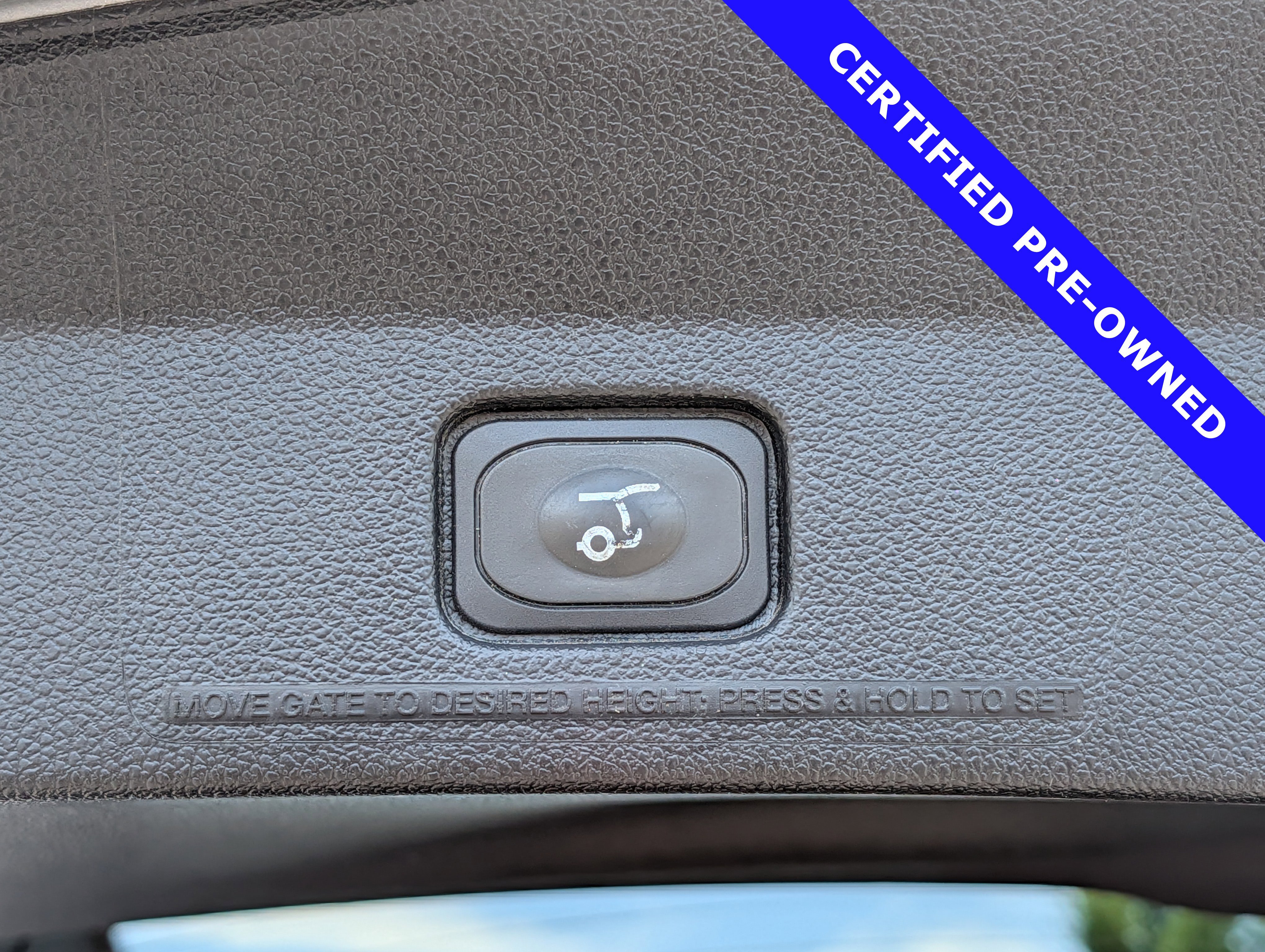 Certified 2017 Ford Explorer Limited AWD/4WD image 14