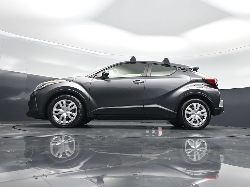 Used 2020 Toyota C-HR LE FWD image 45