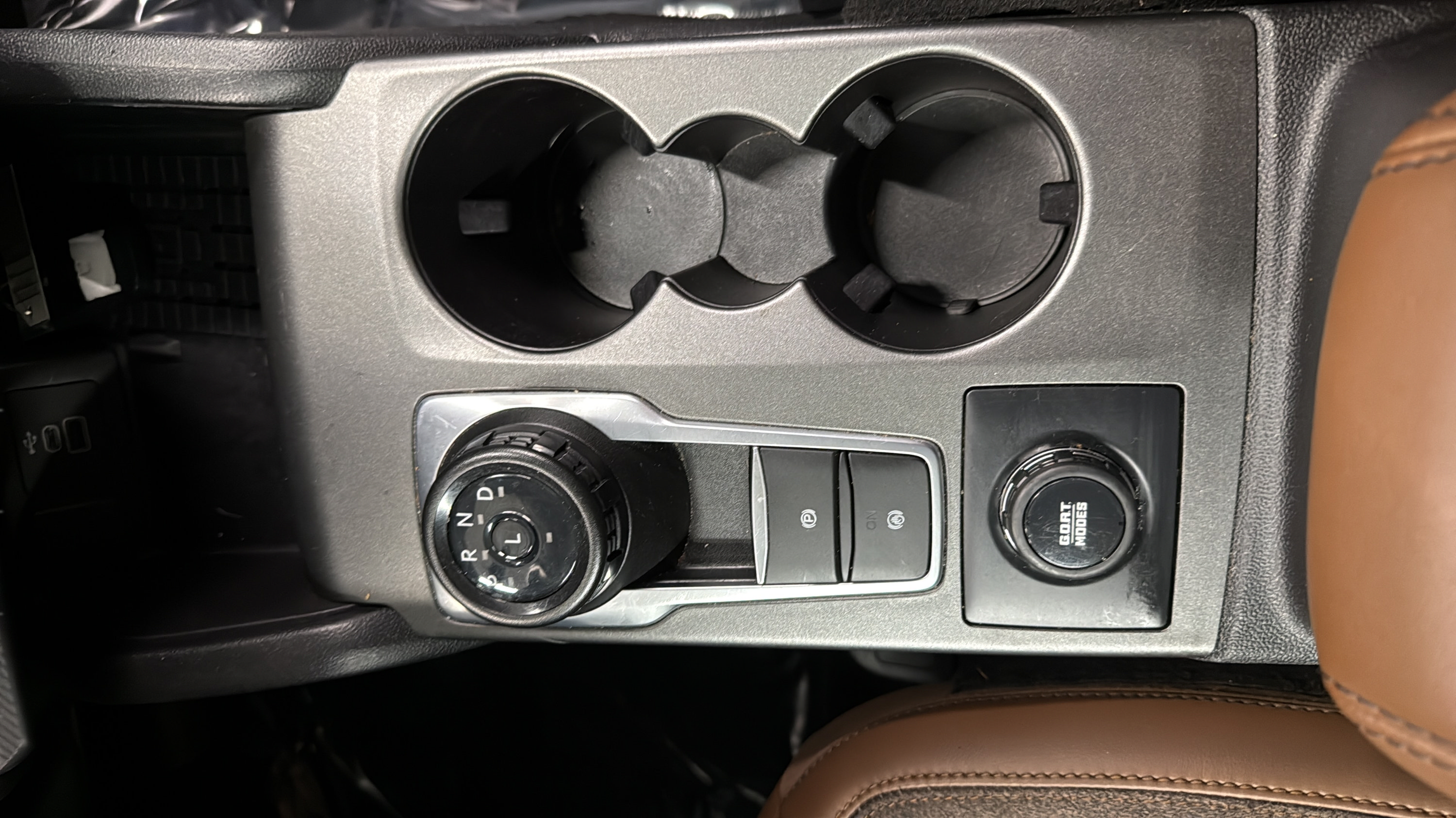 Certified 2025 Ford Bronco Sport Outer Banks w/ Outer Banks Tech Package+ AWD/4WD image 18
