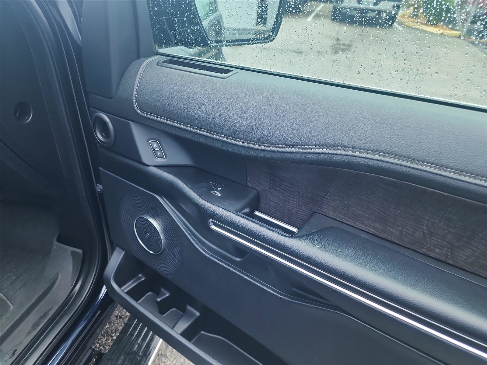 Certified 2021 Ford Expedition Limited RWD image 26