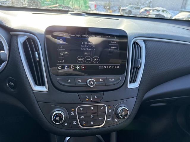 Used 2022 Chevrolet Malibu LT image 22