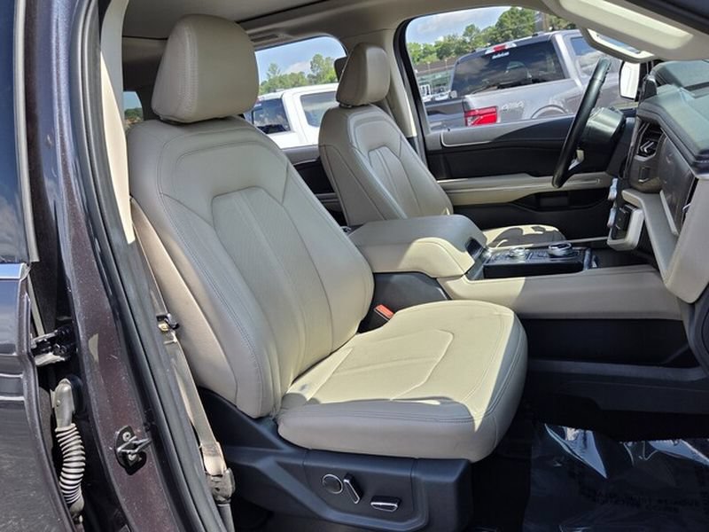 Certified 2024 Ford Expedition Limited AWD/4WD image 19