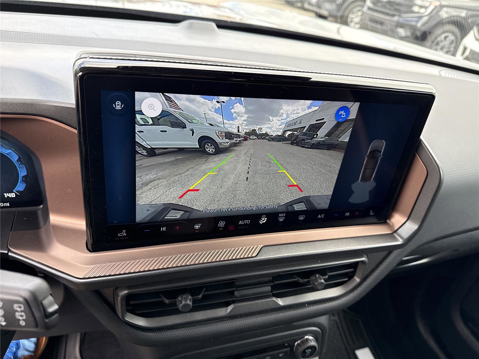 Certified 2025 Ford Bronco Sport Outer Banks image 13