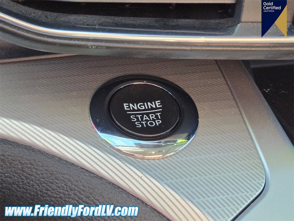 Certified 2022 Ford Explorer XLT w/ Equipment Group 202A image 23