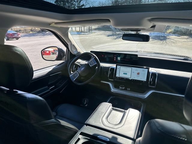 Certified 2025 Ford Expedition Platinum image 25