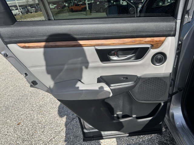 Used 2021 Honda CR-V Touring image 25