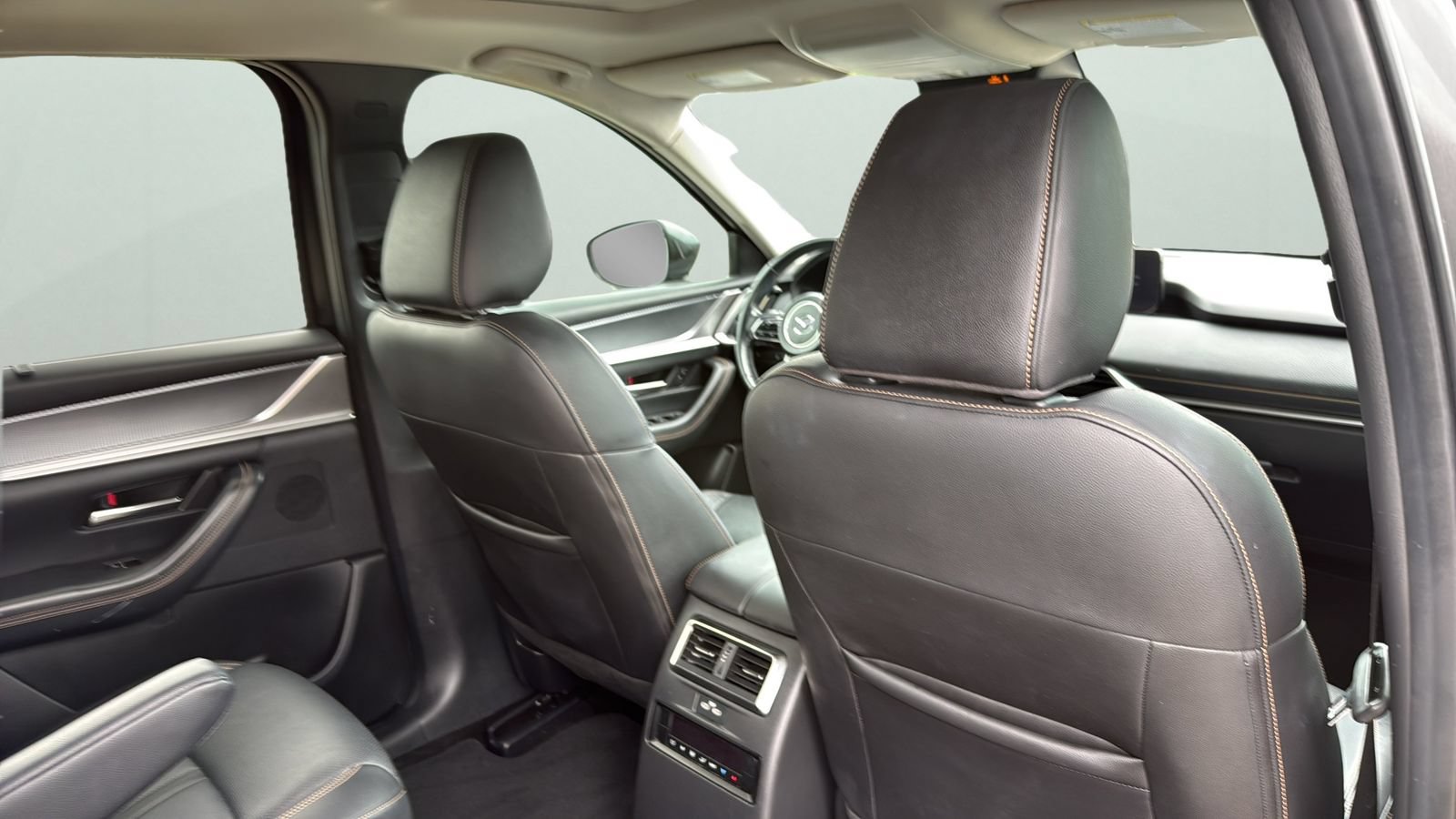 Used 2024 MAZDA CX-90 3.3 Turbo w/ Preferred Package AWD/4WD image 27