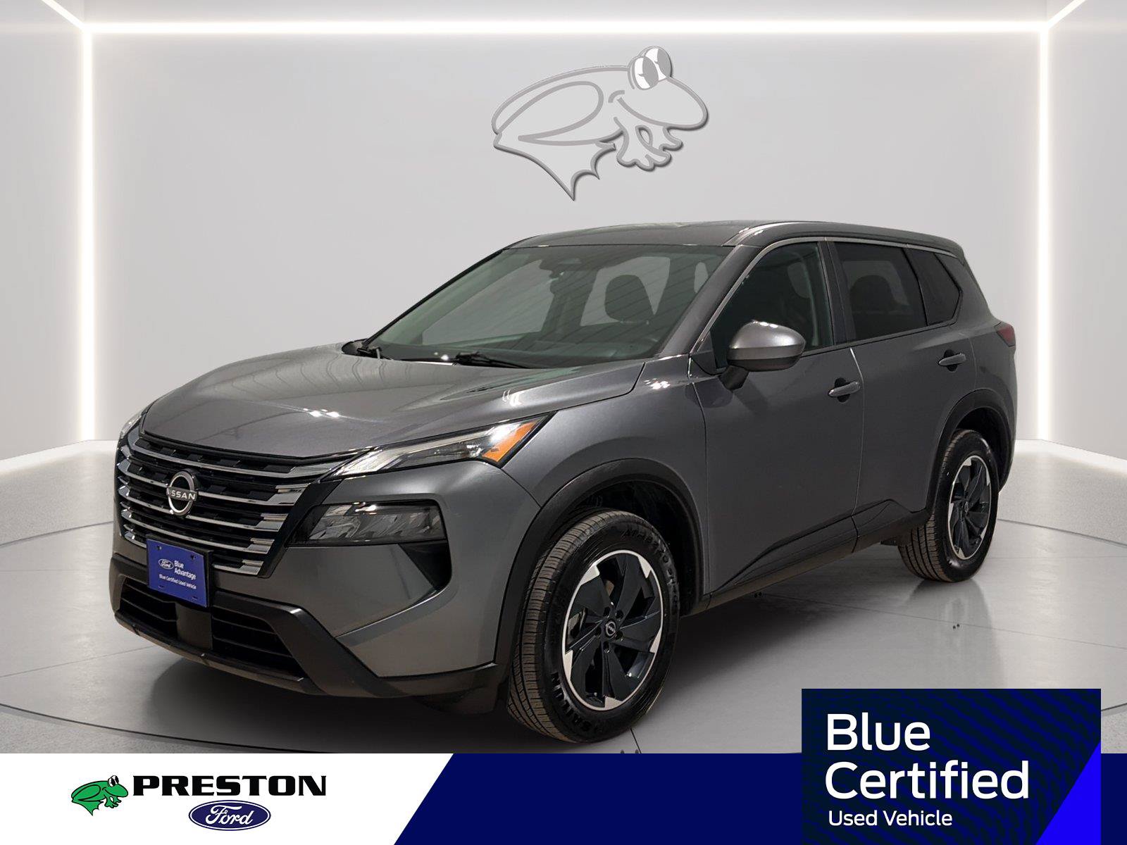 Used 2025 Nissan Rogue SV