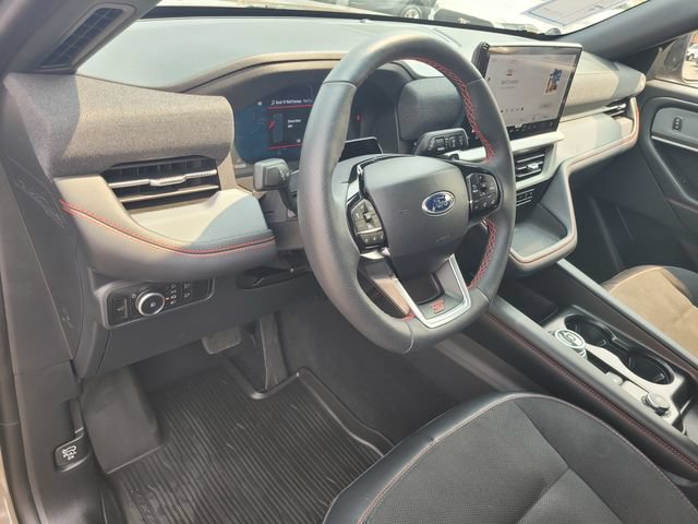 Certified 2026 Ford Explorer ST AWD/4WD image 9