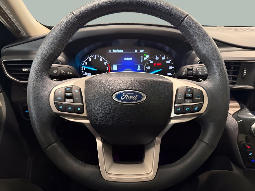 Certified 2023 Ford Explorer Limited w/ Limited Technology Package AWD/4WD image 23